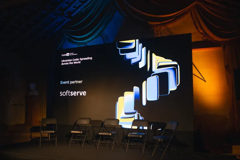 Palco e montagem técnica de um evento produzido pela BTQ em Portugal